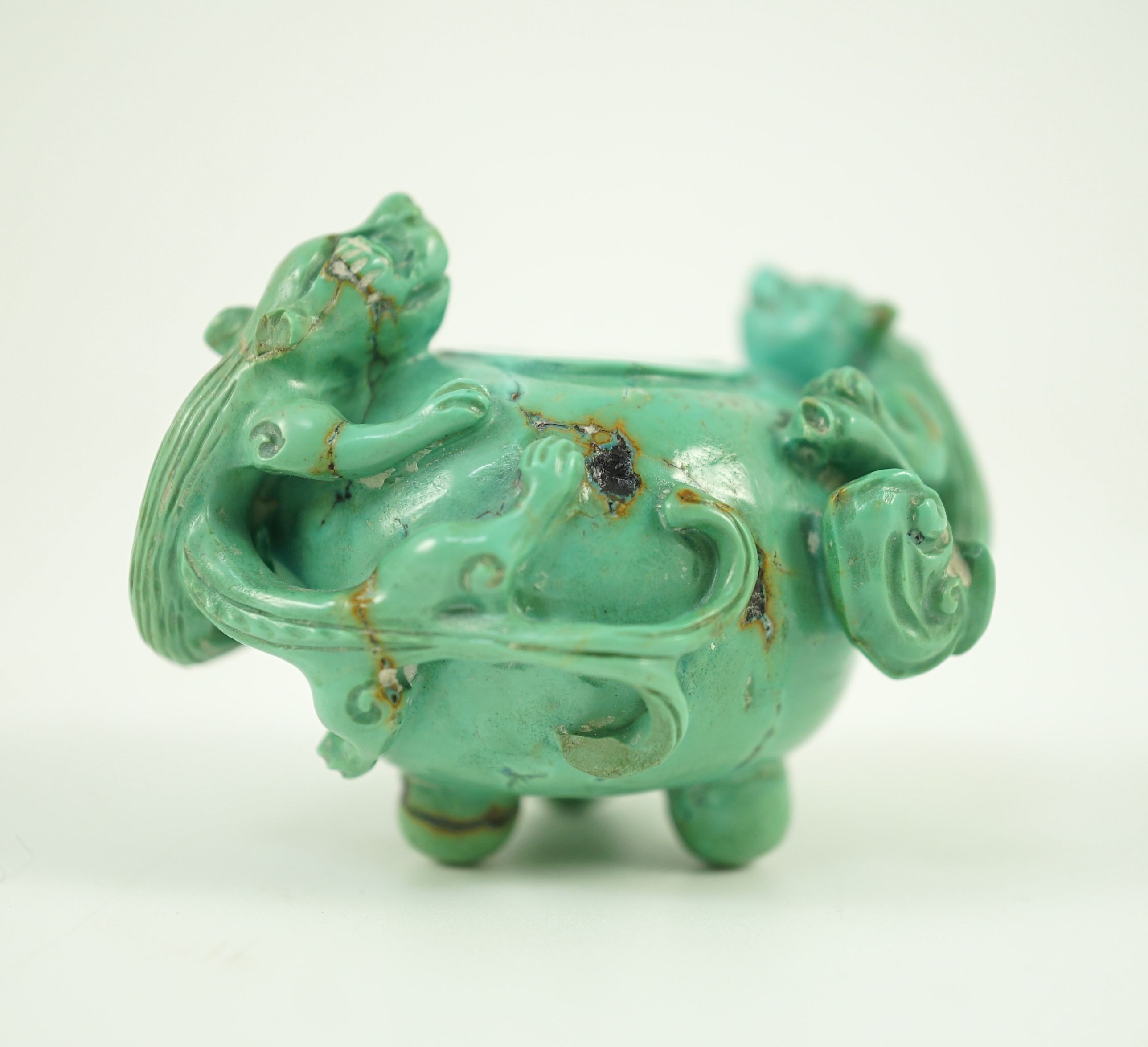 A small Chinese turquoise matrix waterpot, 18th/19th century 5.3 cm wide